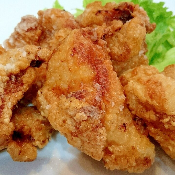 定番★カリっとやわらかジューシー鶏の唐揚げ♪